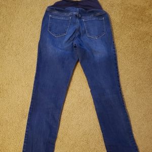 Maternity skinny jeans